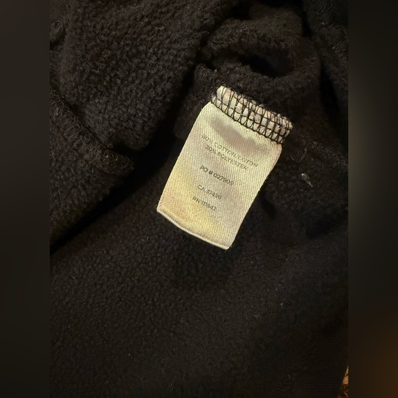 Sweatshirt - Picture 7 of 8